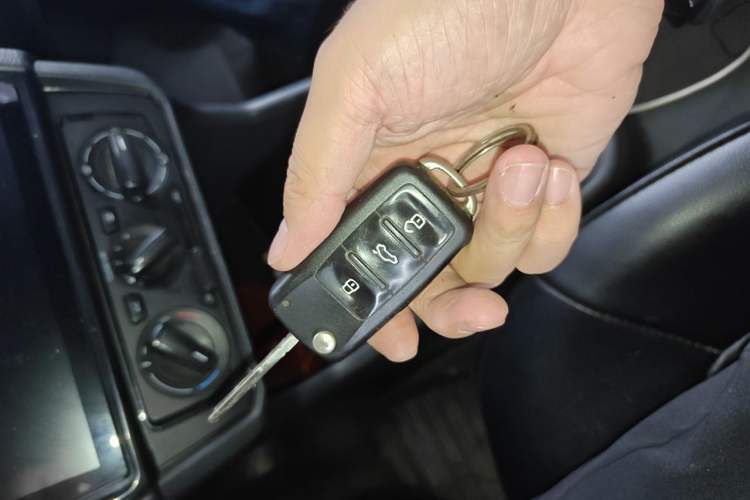 Used Volkswagen Santana 2019 1.5L Manual Fashion Edition China VI Standard Vehicle Key