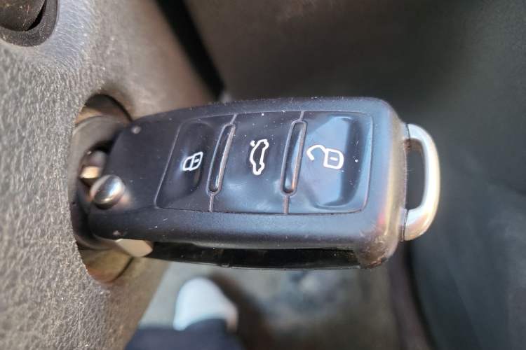Used Volkswagen Santana 2019 1.5L Manual Fashion Edition China VI Standard Vehicle Key