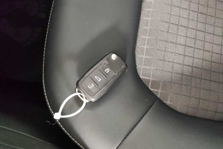 Used Volkswagen Santana 2019 1.5L Automatic Comfort Edition China VI Standard Vehicle Key