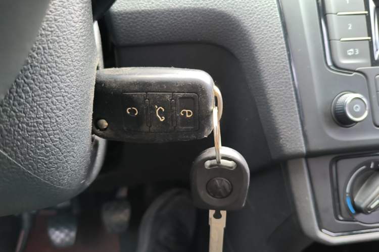 Used Volkswagen Santana 2019 1.5L Manual Fashion Edition China VI Standard Vehicle Key