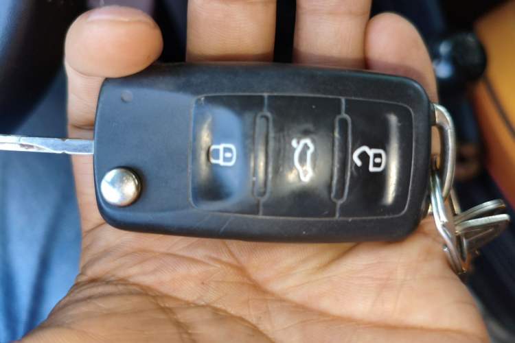 Used Volkswagen Santana 2019 1.5L Manual Fashion Edition China VI Standard Vehicle Key