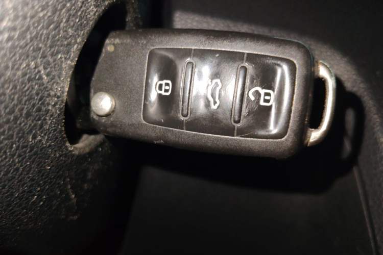 Used Volkswagen Santana 2019 1.5L Automatic Fashion Edition China VI Vehicle Key