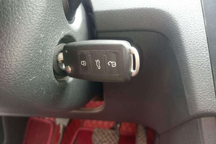 Used Volkswagen Santana 2019 1.5L Automatic Fashion Edition China VI Vehicle Key