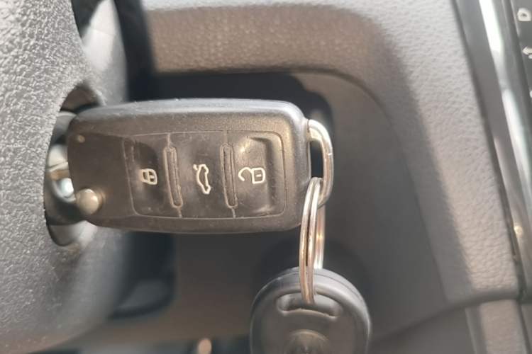 Used Volkswagen Santana 2019 1.5L Automatic Fashion Edition China VI Vehicle Key