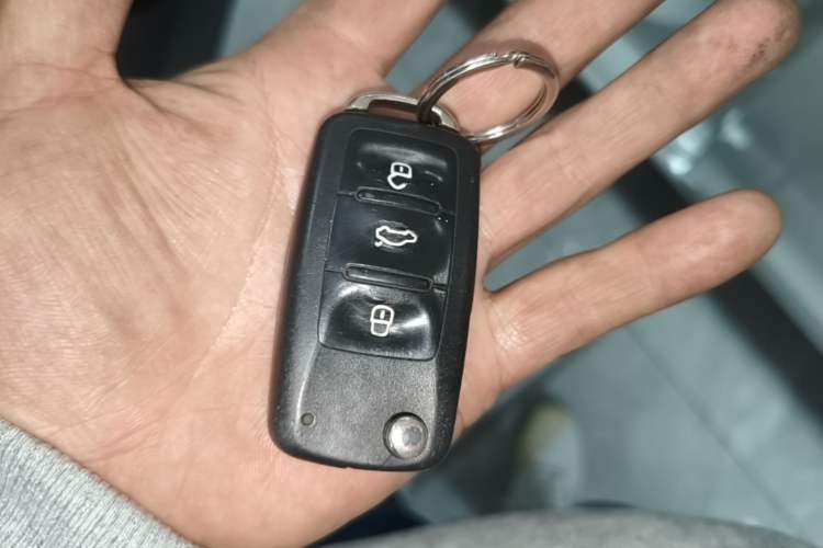 Used Volkswagen Santana 2019 1.5L Manual Fashion Edition China VI Standard Vehicle Key