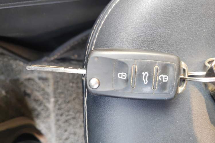 Used Volkswagen Santana 2019 1.5L Manual Fashion Edition China VI Standard Vehicle Key