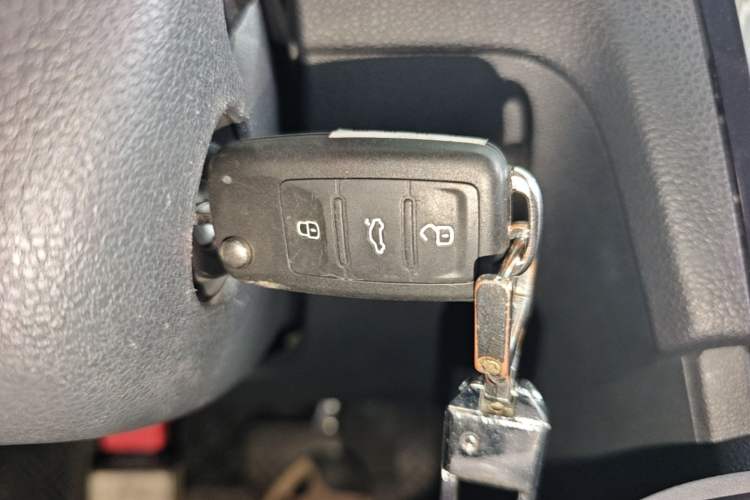 Used Volkswagen Santana 2019 1.5L Automatic Fashion Edition China VI Vehicle Key