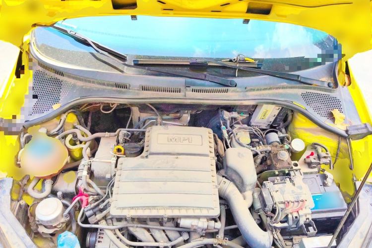 Used Volkswagen Santana 2019 1.5L Manual Fashion Edition China VI Standard Engine Bay