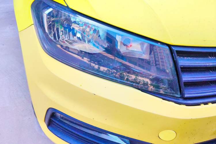 Used Volkswagen Santana 2019 1.5L Manual Fashion Edition China VI Standard Right Front Headlight