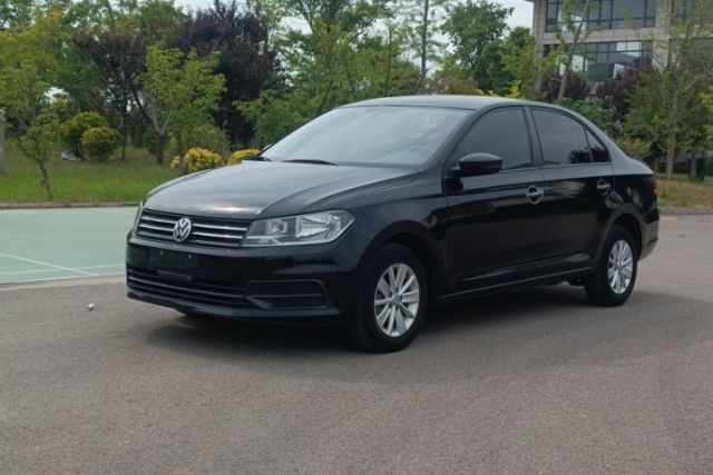 Ojetý Volkswagen Santana 2021 1.5L Manual Fashion Edition