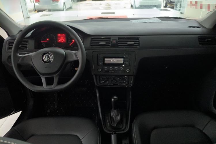 Used Volkswagen Santana 2021 1.5L Automatic Fashion Edition Center Console