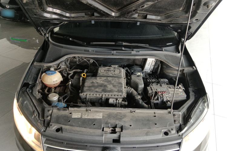Used Volkswagen Santana 2021 1.5L Automatic Fashion Edition Engine Bay