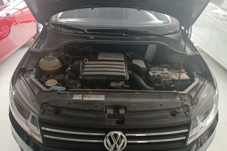 Used Volkswagen Santana 2021 1.5L Automatic Fashion Edition Engine Bay