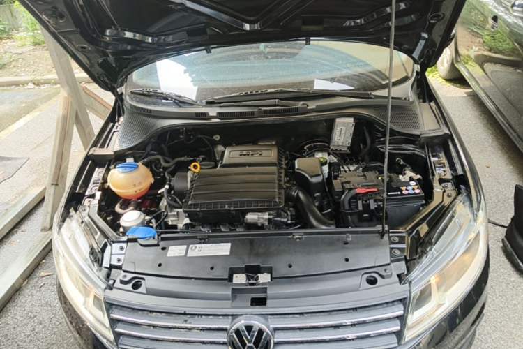 Used Volkswagen Santana 2021 1.5L Automatic Fashion Edition Engine Bay