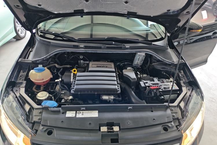 Used Volkswagen Santana 2021 1.5L Manual Fashion Edition Engine Bay