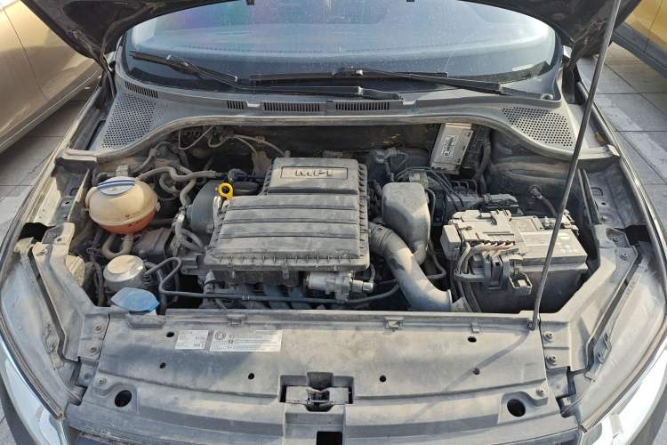 Used Volkswagen Santana 2021 1.5L Automatic Fashion Edition Engine Bay