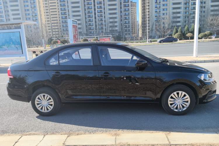 Used Volkswagen Santana 2021 1.5L Manual Fashion Edition Exterior 2