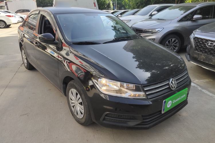 Used Volkswagen Santana 2021 1.5L Automatic Fashion Edition Front Right 45 Deg