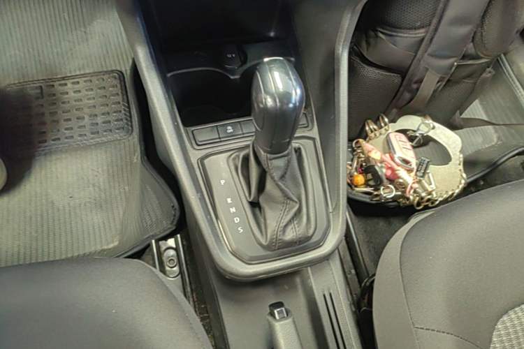 Used Volkswagen Santana 2021 1.5L Automatic Fashion Edition Gear Lever