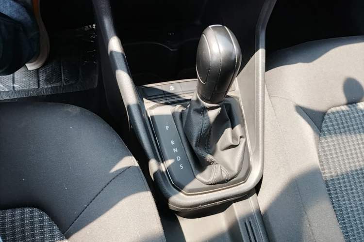Used Volkswagen Santana 2021 1.5L Automatic Fashion Edition Gear Lever