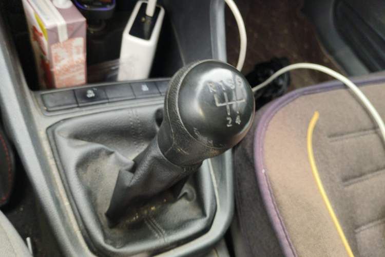 Used Volkswagen Santana 2021 1.5L Manual Fashion Edition Gear Lever
