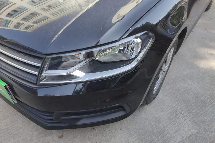 Used Volkswagen Santana 2021 1.5L Automatic Fashion Edition Left Front Headlight