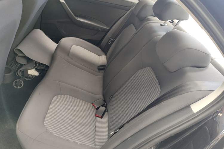 Used Volkswagen Santana 2021 1.5L Automatic Fashion Edition Left Rear Seat