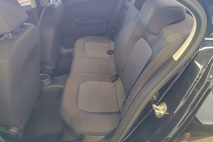 Used Volkswagen Santana 2021 1.5L Automatic Fashion Edition Left Rear Seat
