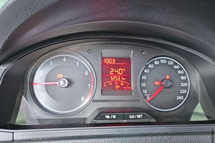 Used Volkswagen Santana 2021 1.5L Manual Fashion Edition Odometer Close Up