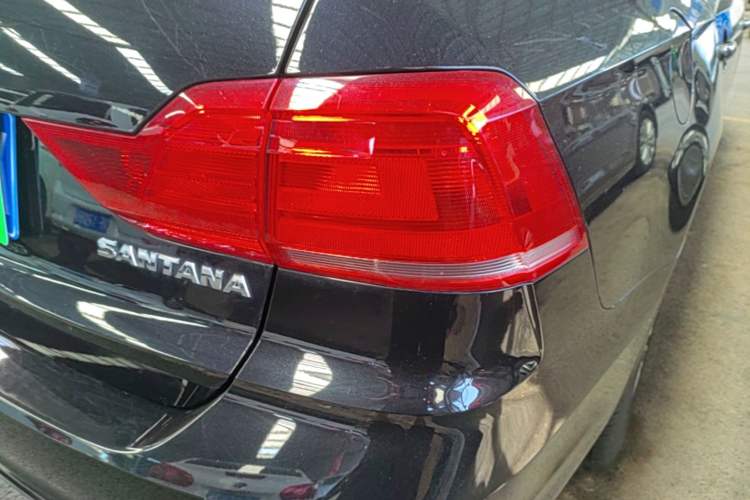 Used Volkswagen Santana 2021 1.5L Automatic Fashion Edition Right Rear Taillight