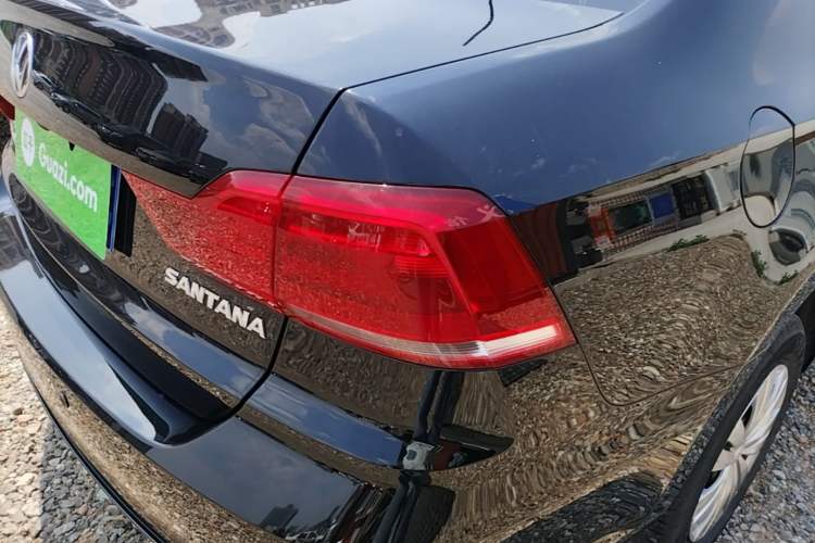 Used Volkswagen Santana 2021 1.5L Automatic Fashion Edition Right Rear Taillight