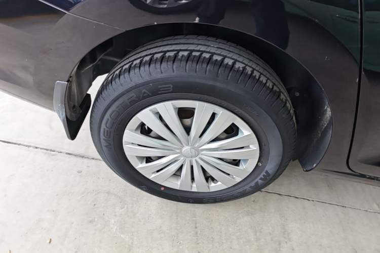 Used Volkswagen Santana 2021 1.5L Manual Fashion Edition Right Rear Wheel Hub