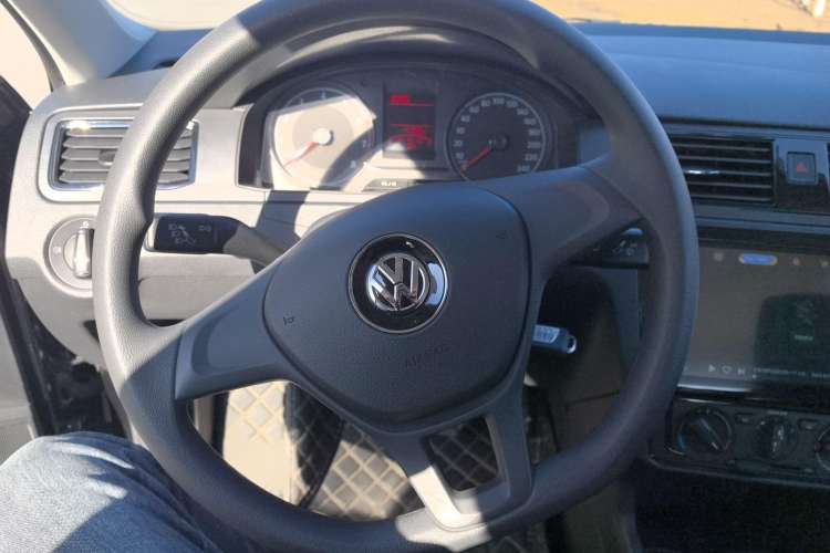 Used Volkswagen Santana 2021 1.5L Manual Fashion Edition Steering Wheel
