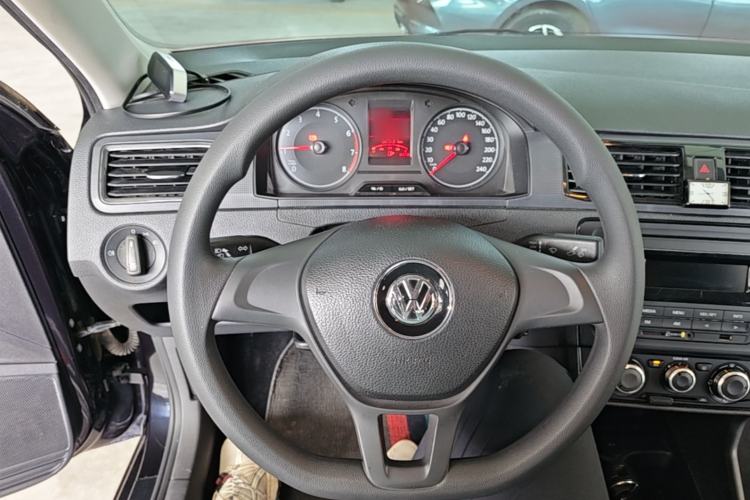 Used Volkswagen Santana 2021 1.5L Manual Fashion Edition Steering Wheel