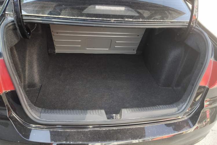 Used Volkswagen Santana 2021 1.5L Automatic Fashion Edition Trunk