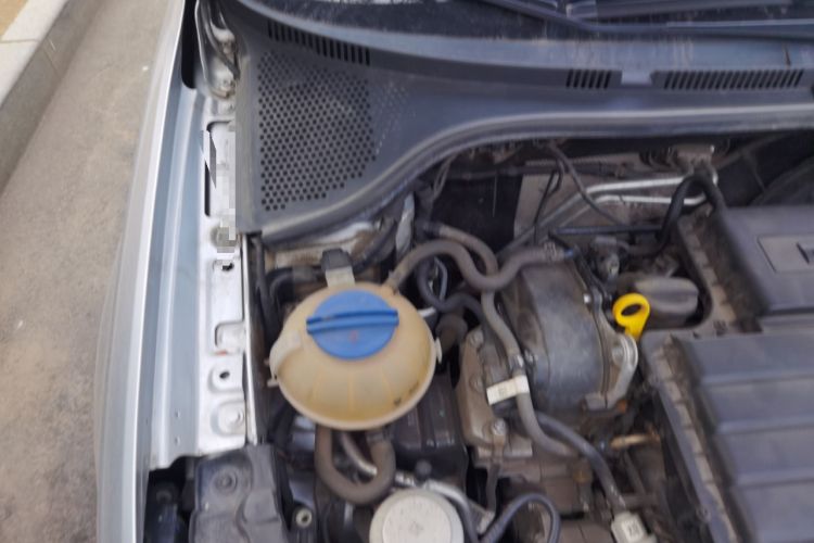 Used Volkswagen Santana 2021 1.5L Manual Fashion Edition Engine Bay Right