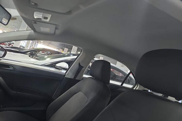 Used Volkswagen Santana 2021 1.5L Automatic Fashion Edition Interior 4