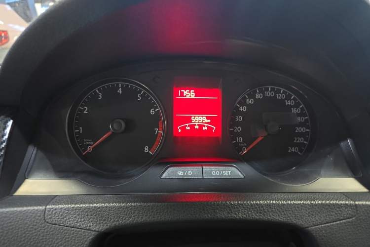 Used Volkswagen Santana 2021 1.5L Automatic Fashion Edition Odometer Close Up