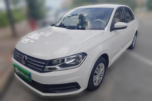 Volkswagen Santana 2021 1.5L Automatic Fashion Edition مستعملة