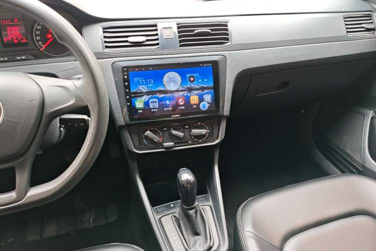 Used Volkswagen Santana 2021 1.5L Automatic Fashion Edition Audio And AC Panel