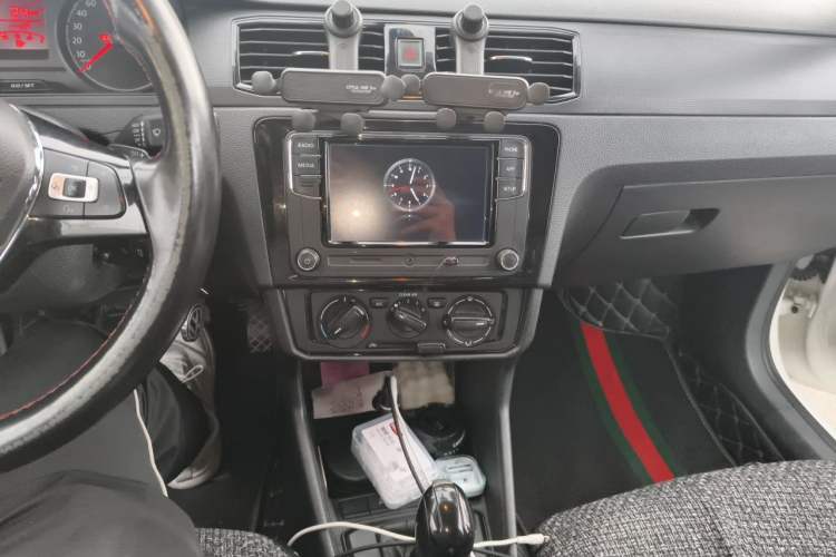 Used Volkswagen Santana 2021 1.5L Automatic Fashion Edition Audio And AC Panel