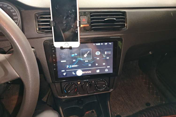 Used Volkswagen Santana 2021 1.5L Manual Fashion Edition Audio And AC Panel