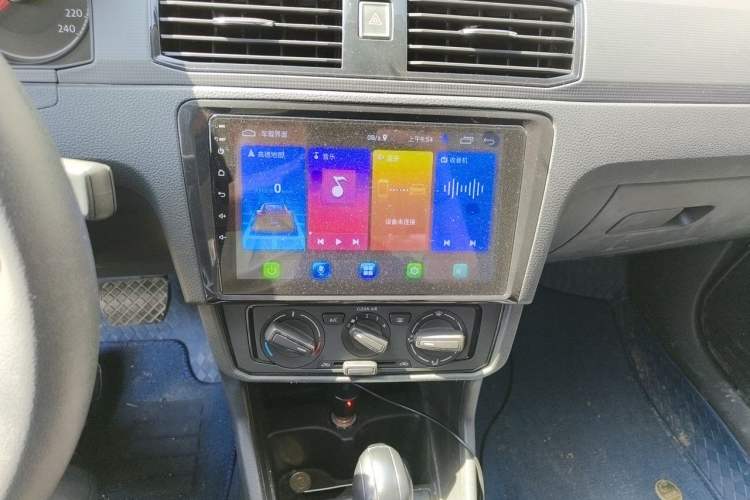 Used Volkswagen Santana 2021 1.5L Automatic Fashion Edition Audio And AC Panel