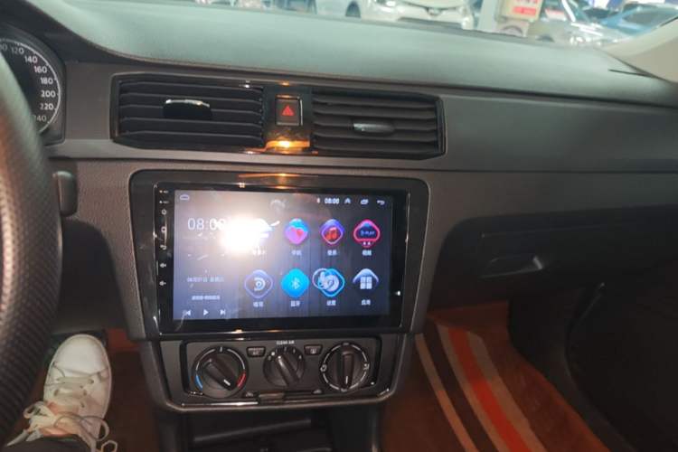 Used Volkswagen Santana 2021 1.5L Automatic Fashion Edition Audio And AC Panel