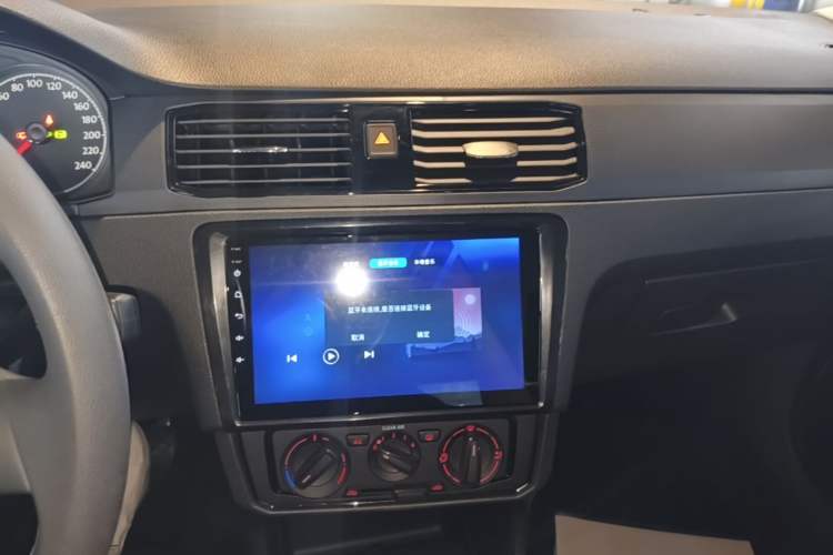 Used Volkswagen Santana 2021 1.5L Automatic Fashion Edition Audio And AC Panel
