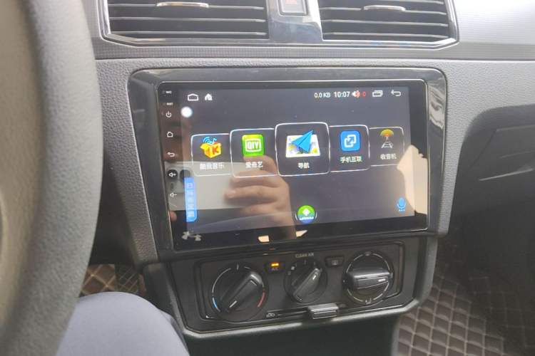 Used Volkswagen Santana 2021 1.5L Manual Fashion Edition Audio And AC Panel