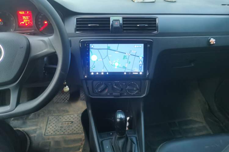 Used Volkswagen Santana 2021 1.5L Automatic Fashion Edition Audio And AC Panel