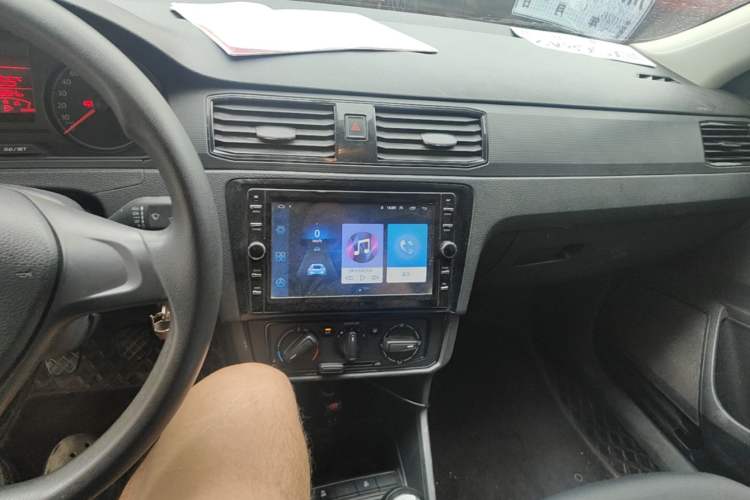 Used Volkswagen Santana 2021 1.5L Manual Fashion Edition Audio And AC Panel