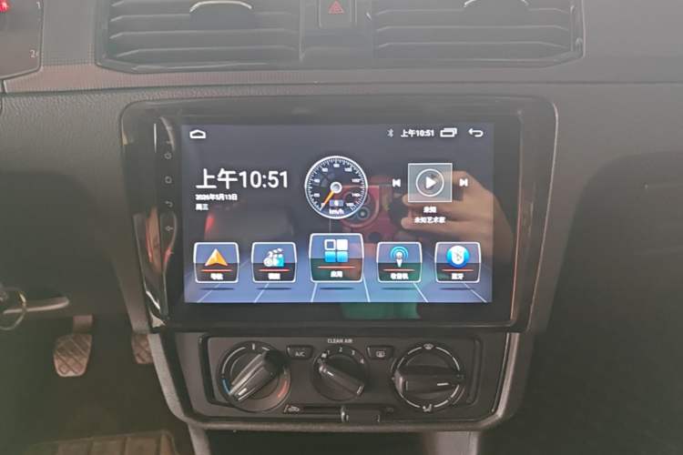 Used Volkswagen Santana 2021 1.5L Manual Fashion Edition Audio And AC Panel