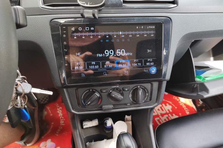 Used Volkswagen Santana 2021 1.5L Automatic Fashion Edition Audio And AC Panel
